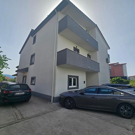 Apartmani Dianna Kaštela Kültér fotó