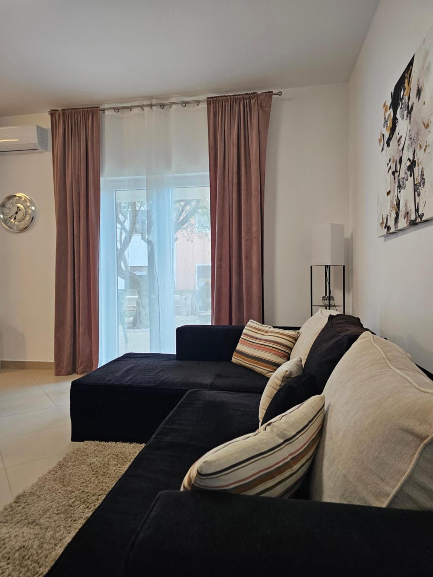 Apartmani Dianna Kaštela Kültér fotó