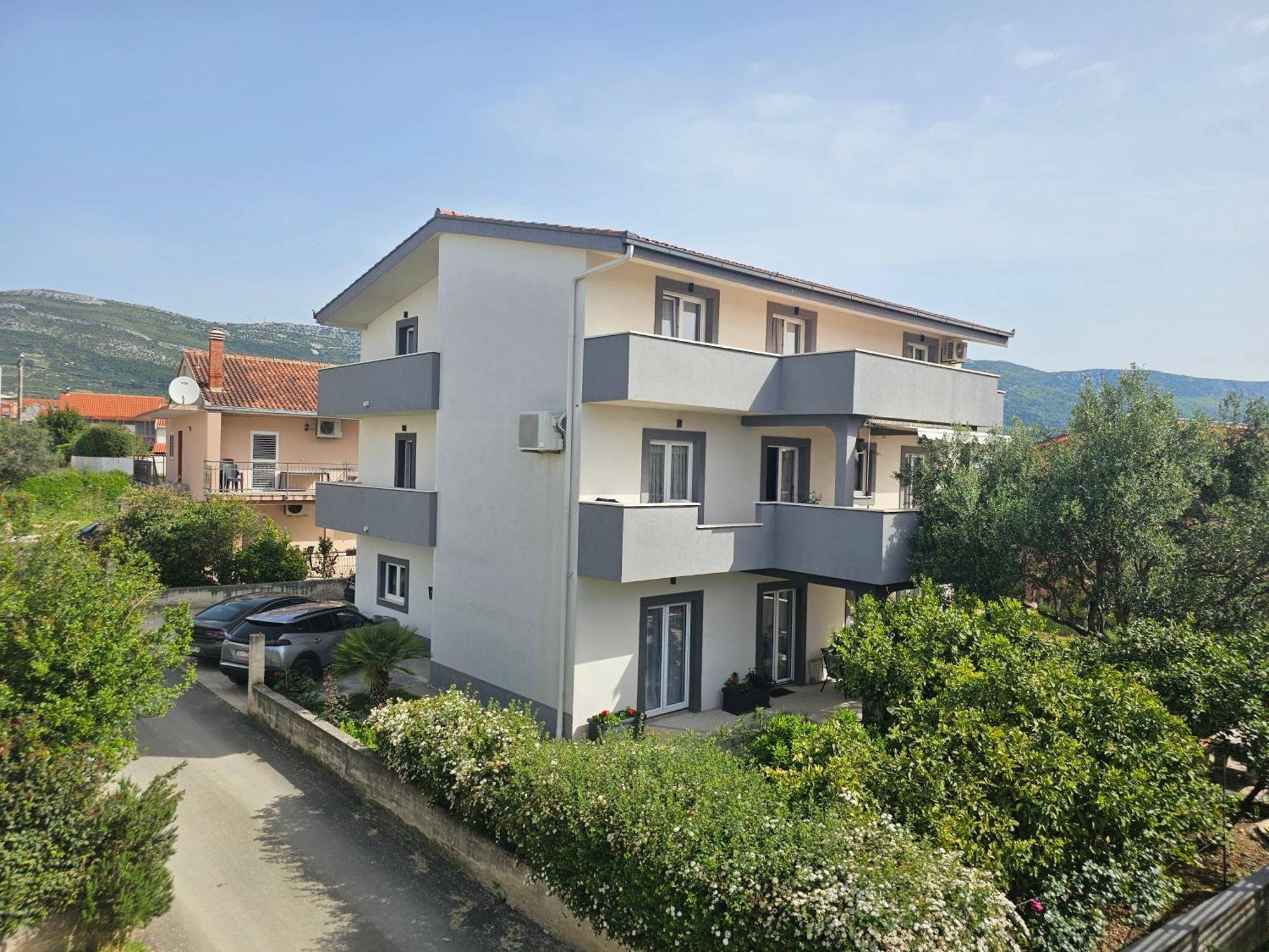Apartmani Dianna Kaštela Kültér fotó